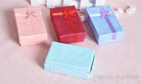 серия 5x8x2.5cm бесплатная доставка 24pcs ювелирных изделий упаковочная кольца серьги комплект ожерелья подарочная коробка бесплатная достав, Black;white
серия 5x8x2.5cm бесплатная доставка 24pcs ювелирных изделий упаковочная кольца серьги комплект ожерелья подарочная коробка бесплатная достав, Black;white