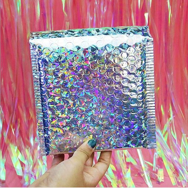 10pcs 15*13cm small bubble mailers poly mailing bags shipping envelopes with padded silver laser bubble packaging bags
10pcs 15*13cm small bubble mailers poly mailing bags shipping envelopes with padded silver laser bubble packaging bags