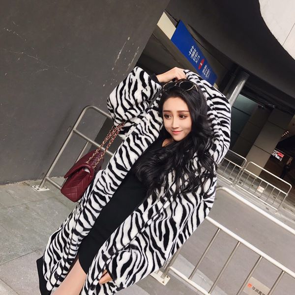 2018 autumn and winter new imitation fur long fashion casual jacket fur thickening loose hooded zebra coat, Black
2018 autumn and winter new imitation fur long fashion casual jacket fur thickening loose hooded zebra coat, Black