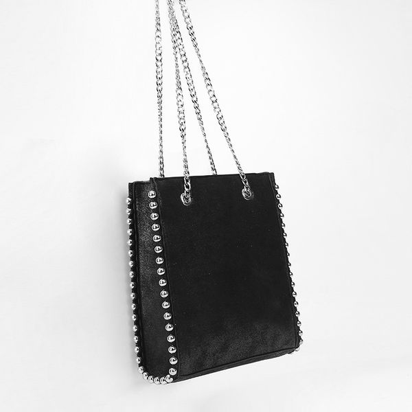 2019 tide rivet decoration shopping special woman leisure time single shoulder package chain portable crossbody bags for women
2019 tide rivet decoration shopping special woman leisure time single shoulder package chain portable crossbody bags for women