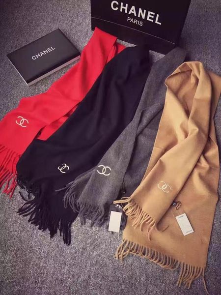 2019 winter new ca hmere carf thick ection ca hmere blend texture exqui ite workman hip both a carf and a hawl ize 36 180cm, Black;white
2019 winter new ca hmere carf thick ection ca hmere blend texture exqui ite workman hip both a carf and a hawl ize 36 180cm, Black;white