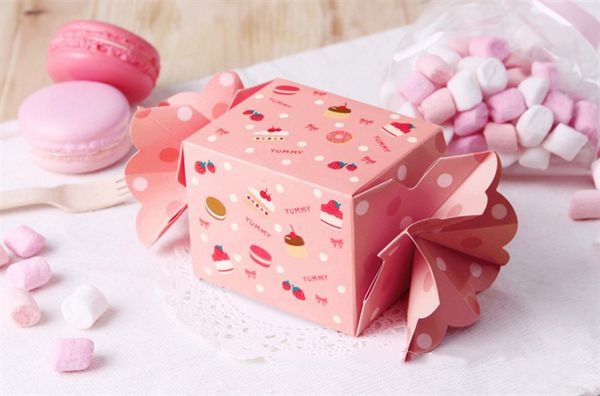 50pcs wedding favor box and bags sweet gift candy boxes for wedding christmas jelwery package decoration macaron box
50pcs wedding favor box and bags sweet gift candy boxes for wedding christmas jelwery package decoration macaron box