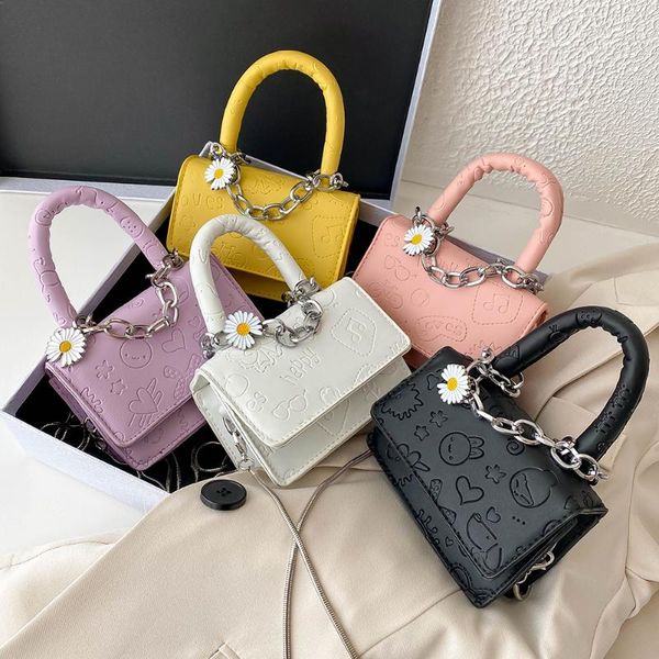 women flower daisy shoulder bags cartoon pu chain mini messenger handbag totes popular simple female daily bag
women flower daisy shoulder bags cartoon pu chain mini messenger handbag totes popular simple female daily bag