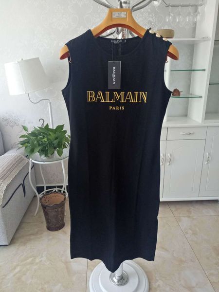 women designer dresses 2019 summer new luxury sleeveless dress print letters with button women's designer one-piece skirt tee, Black;gray
women designer dresses 2019 summer new luxury sleeveless dress print letters with button women's designer one-piece skirt tee, Black;gray
