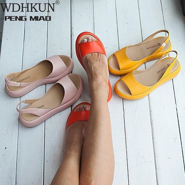 new design women shoes slippers woman pink jelly summer flip flops beach shoes female pool sandals flat platform ladies slides, Black
new design women shoes slippers woman pink jelly summer flip flops beach shoes female pool sandals flat platform ladies slides, Black