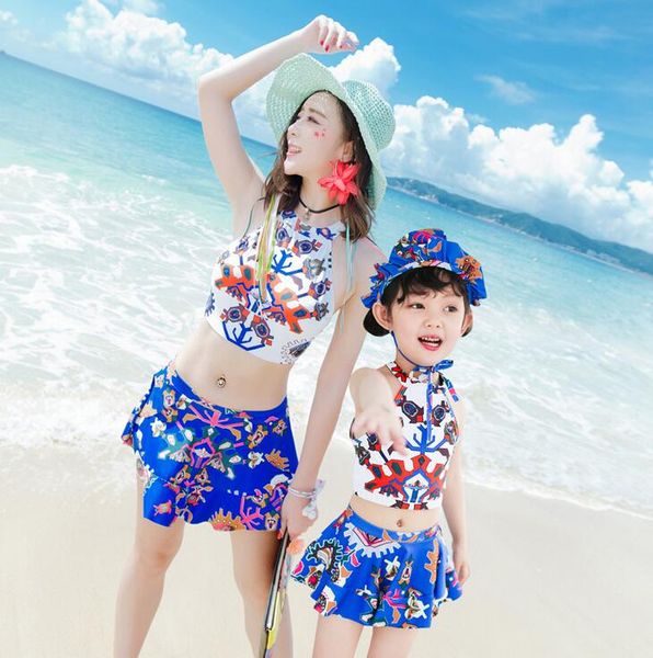 2019 family matching swimwear father mother daughter swimsuit women girls halter bikini men boy leaves bathing suit
2019 family matching swimwear father mother daughter swimsuit women girls halter bikini men boy leaves bathing suit