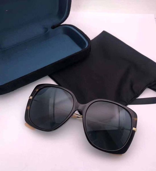 fashion women designer sunglasses 0511s square big frame summer generous style mixed color frame uv protection lens 0511, White;black
fashion women designer sunglasses 0511s square big frame summer generous style mixed color frame uv protection lens 0511, White;black