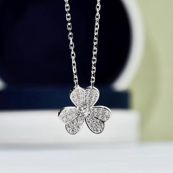 shamrock necklace for women desinger brand necklace 925 silver 2020 new design jewelry accessories chain wholesale
shamrock necklace for women desinger brand necklace 925 silver 2020 new design jewelry accessories chain wholesale