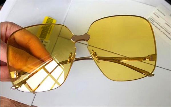 wholesale-sunglasses 0352 frameless square frame 5.0mm thickness lens avant-garde popular style uv 400 protection eyewear, White;black
wholesale-sunglasses 0352 frameless square frame 5.0mm thickness lens avant-garde popular style uv 400 protection eyewear, White;black