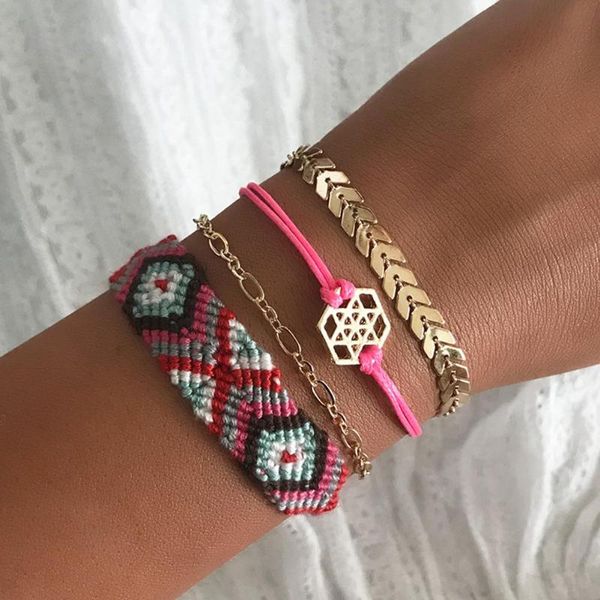 4pcs/set bohemian hand-woven friendship bracelet colorful ethnic wind yoga hand rope wrist jewelry handmade weave wrap, Golden;silver
4pcs/set bohemian hand-woven friendship bracelet colorful ethnic wind yoga hand rope wrist jewelry handmade weave wrap, Golden;silver