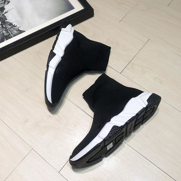 new mens designer shoes paris famous designer sneakers with white texture sole designer sock shoes for womens size 35-45
new mens designer shoes paris famous designer sneakers with white texture sole designer sock shoes for womens size 35-45