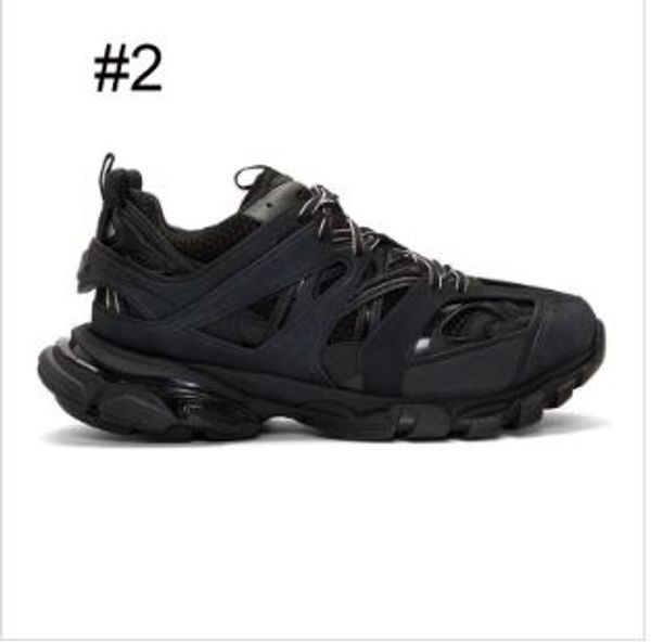 2019-20 luxury designer track sneakers for men women triple black white grey outdoor casual shoes height height increasing jogging walking
2019-20 luxury designer track sneakers for men women triple black white grey outdoor casual shoes height height increasing jogging walking
