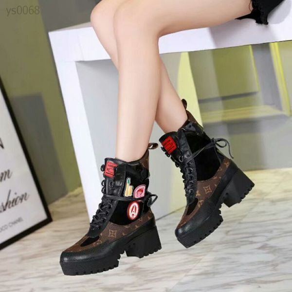 classic european women's boots fashion thick high-heeled round head lace-up short tube cowhide print color-matching martin boots, Black
classic european women's boots fashion thick high-heeled round head lace-up short tube cowhide print color-matching martin boots, Black