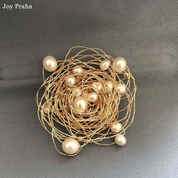 baroque pearl women brooch /Â temperament brooch / wholesale dropshipping, Slivery;golden
baroque pearl women brooch /Â temperament brooch / wholesale dropshipping, Slivery;golden
