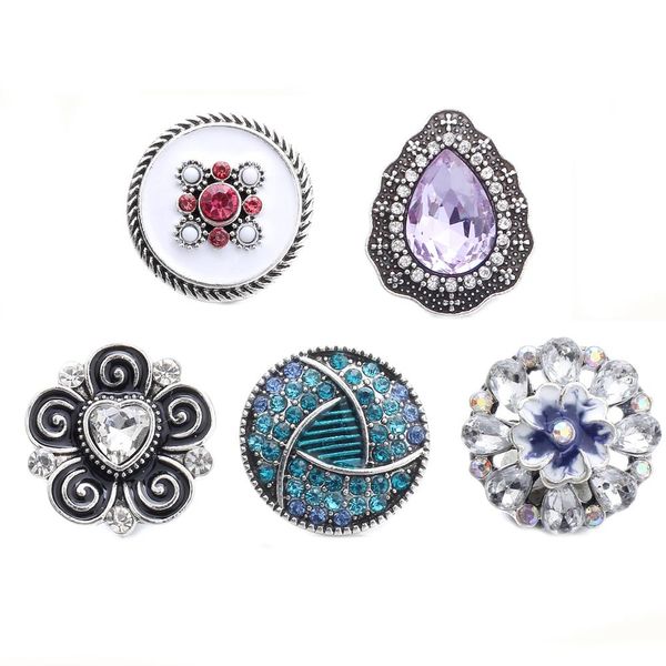 10pcs/lot new arrival rhinestone water drop flower snap button fit 18mm snap bracelets bangles women button jewelry, Golden;silver
10pcs/lot new arrival rhinestone water drop flower snap button fit 18mm snap bracelets bangles women button jewelry, Golden;silver