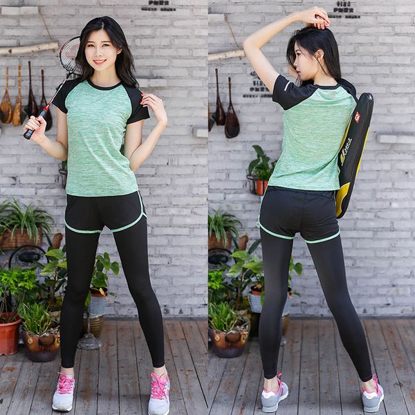 summer running fitness sportswear yoga clothing two-piece set female slim fit slim sports suit, White;red
summer running fitness sportswear yoga clothing two-piece set female slim fit slim sports suit, White;red