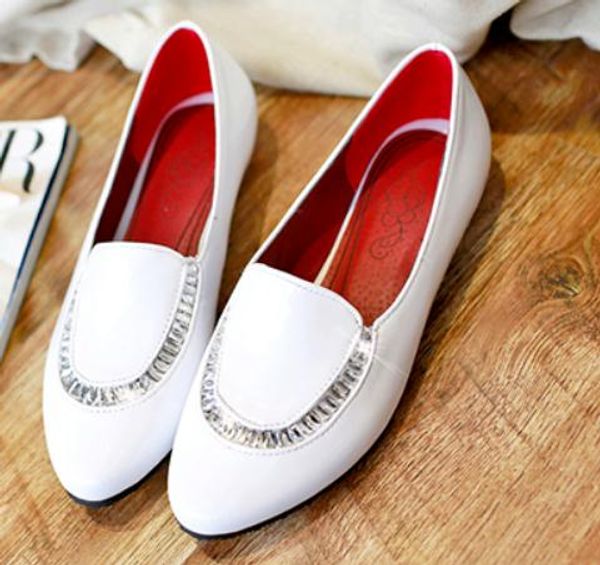 2018 water drill women's shoes in spring and autumn with new style low heel round head, Black
2018 water drill women's shoes in spring and autumn with new style low heel round head, Black