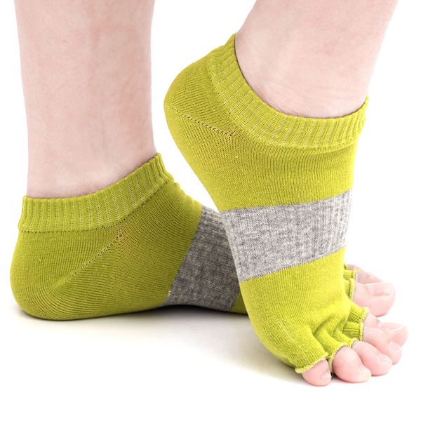 women men yoga socks half toe non slip ladies massage sport socks half-fingers cotton warm exercise running cotton yoga sock, Black
women men yoga socks half toe non slip ladies massage sport socks half-fingers cotton warm exercise running cotton yoga sock, Black