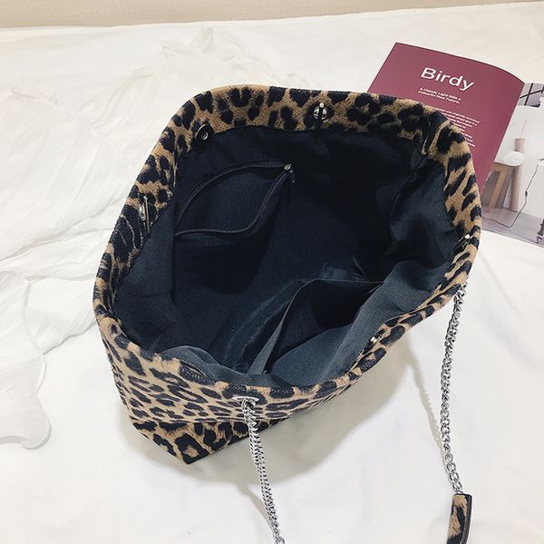 fashion leopard women handbag canvas women shoulder bags designer messenger bags ladies chain casual tote sac main c13
fashion leopard women handbag canvas women shoulder bags designer messenger bags ladies chain casual tote sac main c13