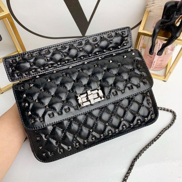 женщины подлинные сумки сумка цепь заклепки crossbody сумка мода сумка кошелек дизайнерская сумка 2019
женщины подлинные сумки сумка цепь заклепки crossbody сумка мода сумка кошелек дизайнерская сумка 2019