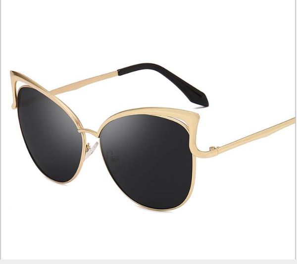 metal glasses chao lady's new personality brilliant sunglasses fashion same sunshade, White;black
metal glasses chao lady's new personality brilliant sunglasses fashion same sunshade, White;black