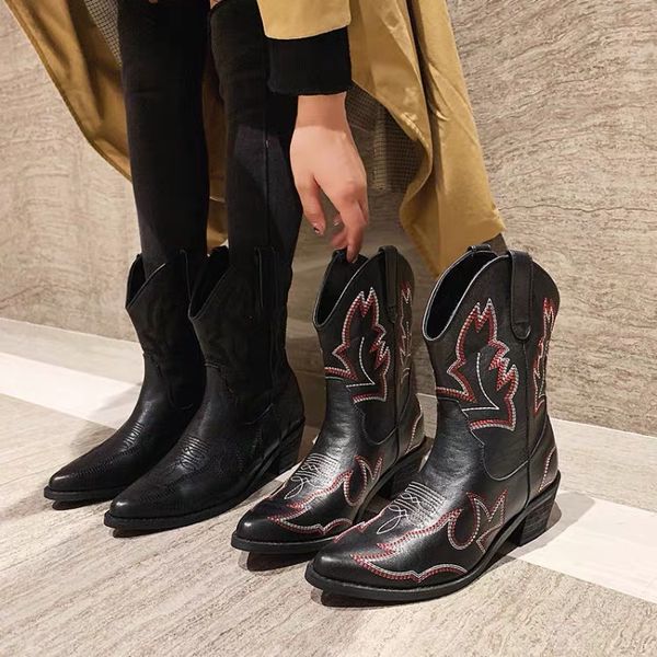 black brown leather woman knight boots gold embellished winter autumn runway roman fashion martin boots knee high shoes suede booties
black brown leather woman knight boots gold embellished winter autumn runway roman fashion martin boots knee high shoes suede booties