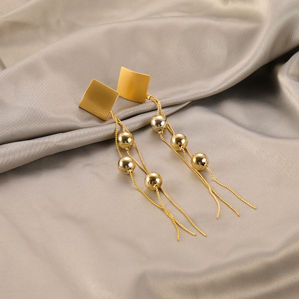 s846 fashion jewelry s925 silver needle earrings long tassels beads dangle stud earrings
s846 fashion jewelry s925 silver needle earrings long tassels beads dangle stud earrings