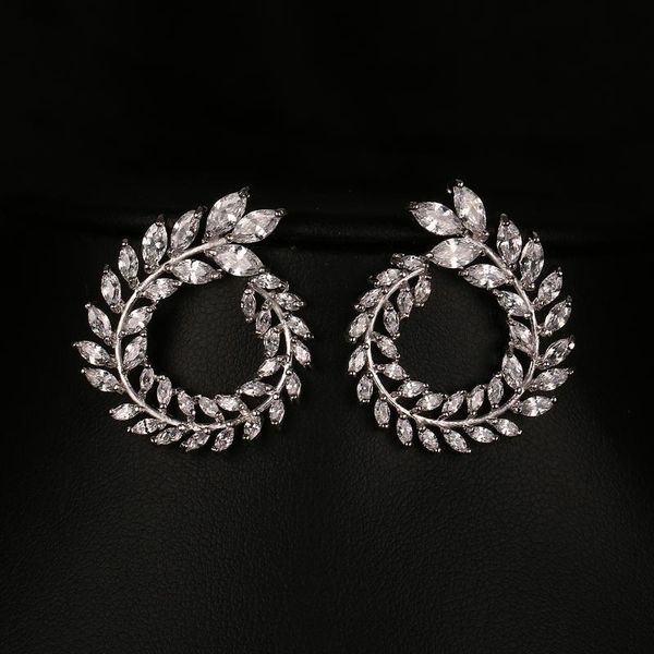 bettyue новая мода olive форма + кубический циркон серьги стержня branch кристалл earings для женщин партия подарков, Golden;silver
bettyue новая мода olive форма + кубический циркон серьги стержня branch кристалл earings для женщин партия подарков, Golden;silver