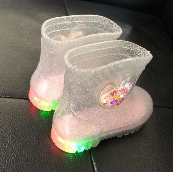 led lights rain short boots kids rainboots shoes girls princess jelly rain boots waterproof heart-shaped transparent non-slip shoes a110705, Black;grey
led lights rain short boots kids rainboots shoes girls princess jelly rain boots waterproof heart-shaped transparent non-slip shoes a110705, Black;grey
