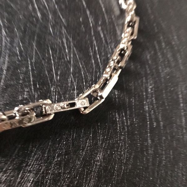 wholesale- design necklace men and women necklace trendy wild necklace titanium steel fashion send box supply, Silver
wholesale- design necklace men and women necklace trendy wild necklace titanium steel fashion send box supply, Silver