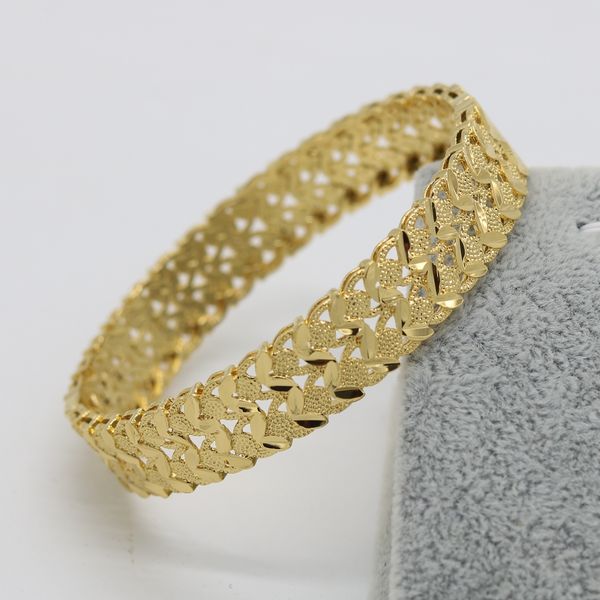 classic womens bangle hollow design 18k yellow gold filled fashion bracelet 12mm wide, Black
classic womens bangle hollow design 18k yellow gold filled fashion bracelet 12mm wide, Black