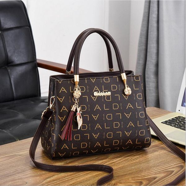 europe women montaigne handbag famous designer handbags ladies handbag fashion tote bag women's shopping bags m41056 backpack
europe women montaigne handbag famous designer handbags ladies handbag fashion tote bag women's shopping bags m41056 backpack