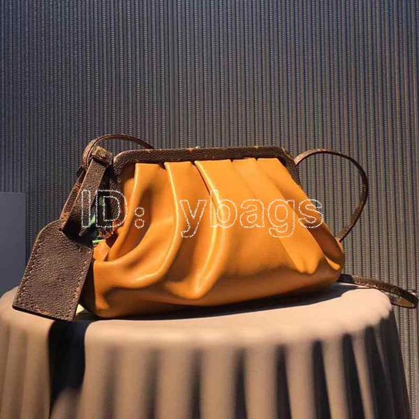 brand clouds orange and green bag women handbag famous shoulder bag fashion designer luxury handbags purses socialite handbags
brand clouds orange and green bag women handbag famous shoulder bag fashion designer luxury handbags purses socialite handbags
