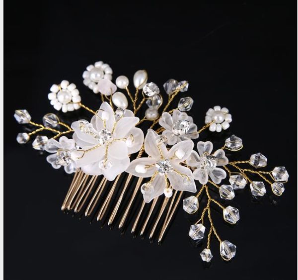 bride's handmade flower hair comb white wedding dress with headdress, Slivery;golden
bride's handmade flower hair comb white wedding dress with headdress, Slivery;golden