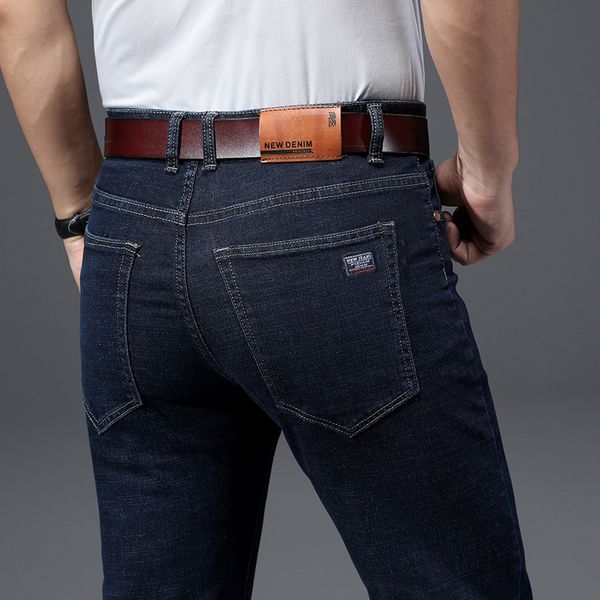 2020 straight loose fit blue denim trousers male brand clothes men's classic stretch straight jeans business casual jeans
2020 straight loose fit blue denim trousers male brand clothes men's classic stretch straight jeans business casual jeans