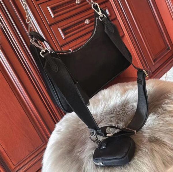 deisigner evening shoulder bag for women chest pack lady cross body handbags presbyopic purse messenger bag designer handbags canvas evening
deisigner evening shoulder bag for women chest pack lady cross body handbags presbyopic purse messenger bag designer handbags canvas evening