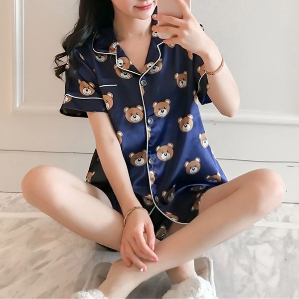 summer short sleeve ice silk pajamas two pieces set sleepwear nightwear for women cute bear loose thin home service suit, Black;red
summer short sleeve ice silk pajamas two pieces set sleepwear nightwear for women cute bear loose thin home service suit, Black;red
