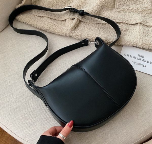 fiery solid color pu leather saddle bags for women small lady shoulder messenger bag female travel handbags and purses
fiery solid color pu leather saddle bags for women small lady shoulder messenger bag female travel handbags and purses