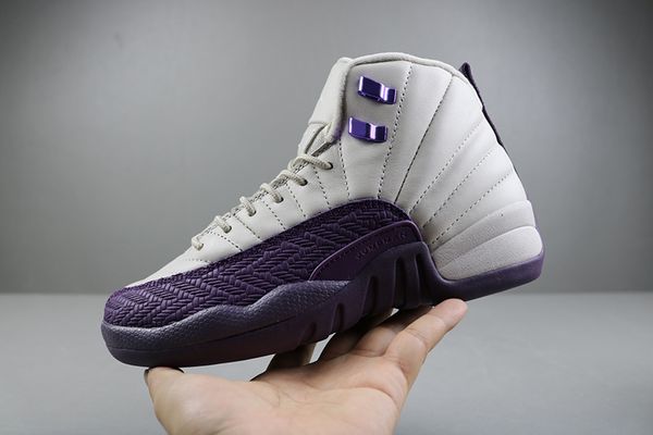 new arrival 12 gs desert sand pro purple women basketball shoes fashion white purple ladies sports sneakers with box, White;red
new arrival 12 gs desert sand pro purple women basketball shoes fashion white purple ladies sports sneakers with box, White;red