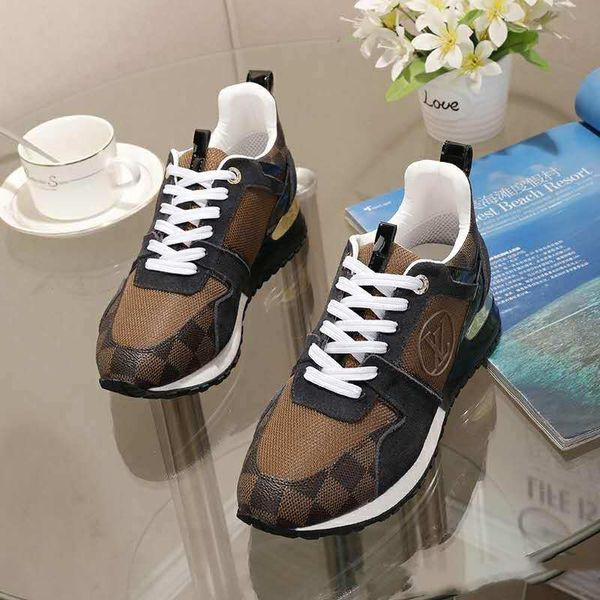 2020 latest brand man casual fitness shoes leather mens womens white leather comfortable shoes flat casual shoes daily jogging aaaaluxury, Black;red
2020 latest brand man casual fitness shoes leather mens womens white leather comfortable shoes flat casual shoes daily jogging aaaaluxury, Black;red