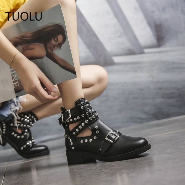 boots women fashion black spring autumn botines mujer new thick with rivets boots women's botas mujer invierno 2019
boots women fashion black spring autumn botines mujer new thick with rivets boots women's botas mujer invierno 2019