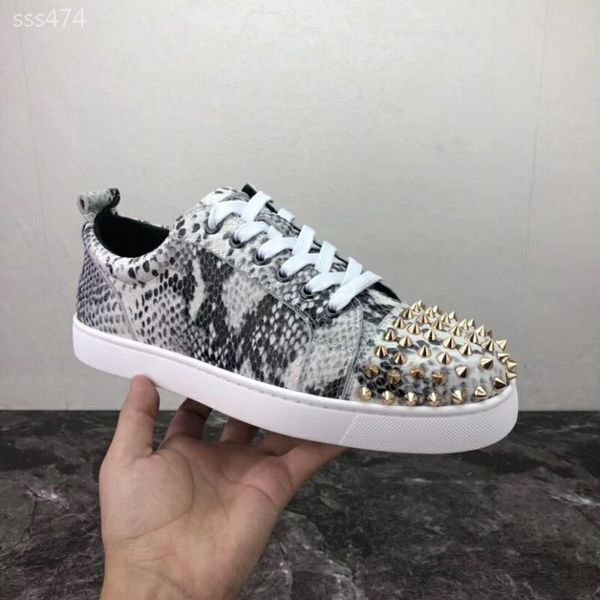 fashion luxury designer party lovers for men spiked red bottom sneakers drop shipping black whiter retro studded spikes shoe size 39-46
fashion luxury designer party lovers for men spiked red bottom sneakers drop shipping black whiter retro studded spikes shoe size 39-46