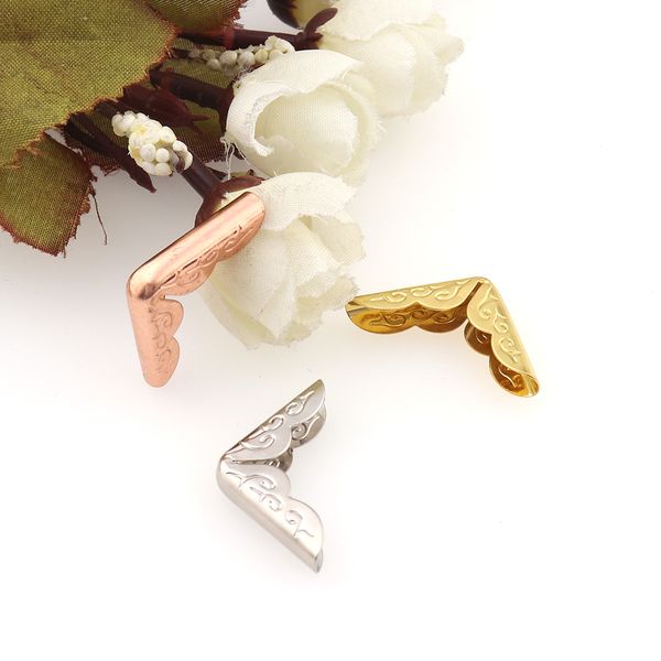 20pcs metal corner protector scrapbook rose gold/silver/gold 21*21*4mm for books album folders menus notebook diy crafts decor
20pcs metal corner protector scrapbook rose gold/silver/gold 21*21*4mm for books album folders menus notebook diy crafts decor