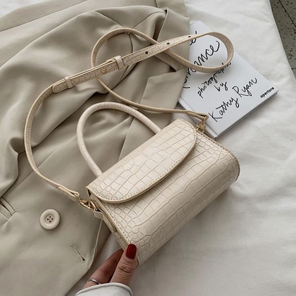 mini crocodile pattern crossbody bags for women 2020 small chain tote handbags pu leather hand bag ladies evening bags
mini crocodile pattern crossbody bags for women 2020 small chain tote handbags pu leather hand bag ladies evening bags