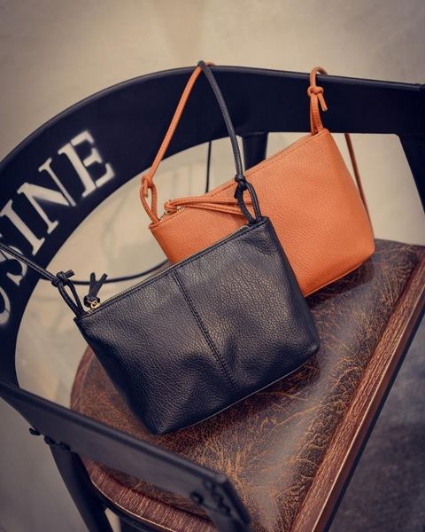 women's bag 2020 new retro mini bag korean version of the shoulder messenger portable package
women's bag 2020 new retro mini bag korean version of the shoulder messenger portable package
