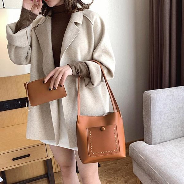 fashion women's messenger bags solid color pu leather crossbody bag large capacity leather shoulder bag purse handbags female
fashion women's messenger bags solid color pu leather crossbody bag large capacity leather shoulder bag purse handbags female