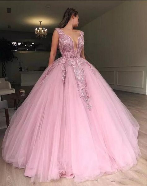 2019 ball gown prom dresses sheer neck lace appliques beaded tulle illusion puffy sweet 16 party plus size prom evening gowns, Black
2019 ball gown prom dresses sheer neck lace appliques beaded tulle illusion puffy sweet 16 party plus size prom evening gowns, Black
