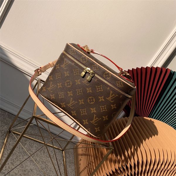 designer handbags purse classical style pu luxury tote clutch shoulder shopping bag mm size women handbag
designer handbags purse classical style pu luxury tote clutch shoulder shopping bag mm size women handbag