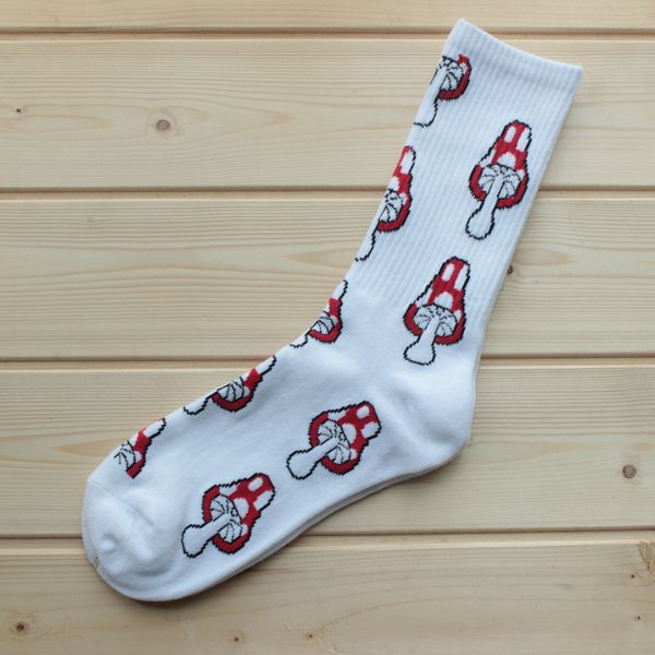 1pair mushroom food retro cartoon knee socks men or womentide brand thread skateboard gd stockings summer style men's brand sock, Black
1pair mushroom food retro cartoon knee socks men or womentide brand thread skateboard gd stockings summer style men's brand sock, Black