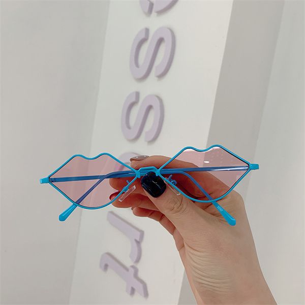 2020 kids fashion lip shape sunglasses boys girls baby infant fashion sun glasses eyewear children shades sun glasses, White;black
2020 kids fashion lip shape sunglasses boys girls baby infant fashion sun glasses eyewear children shades sun glasses, White;black